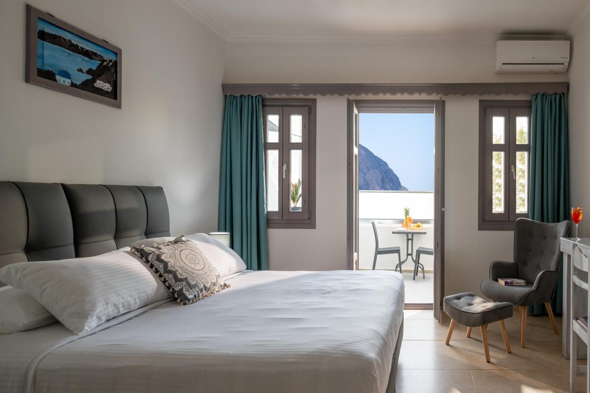 Smaragdi Hotel Perivolos  Esterno foto
