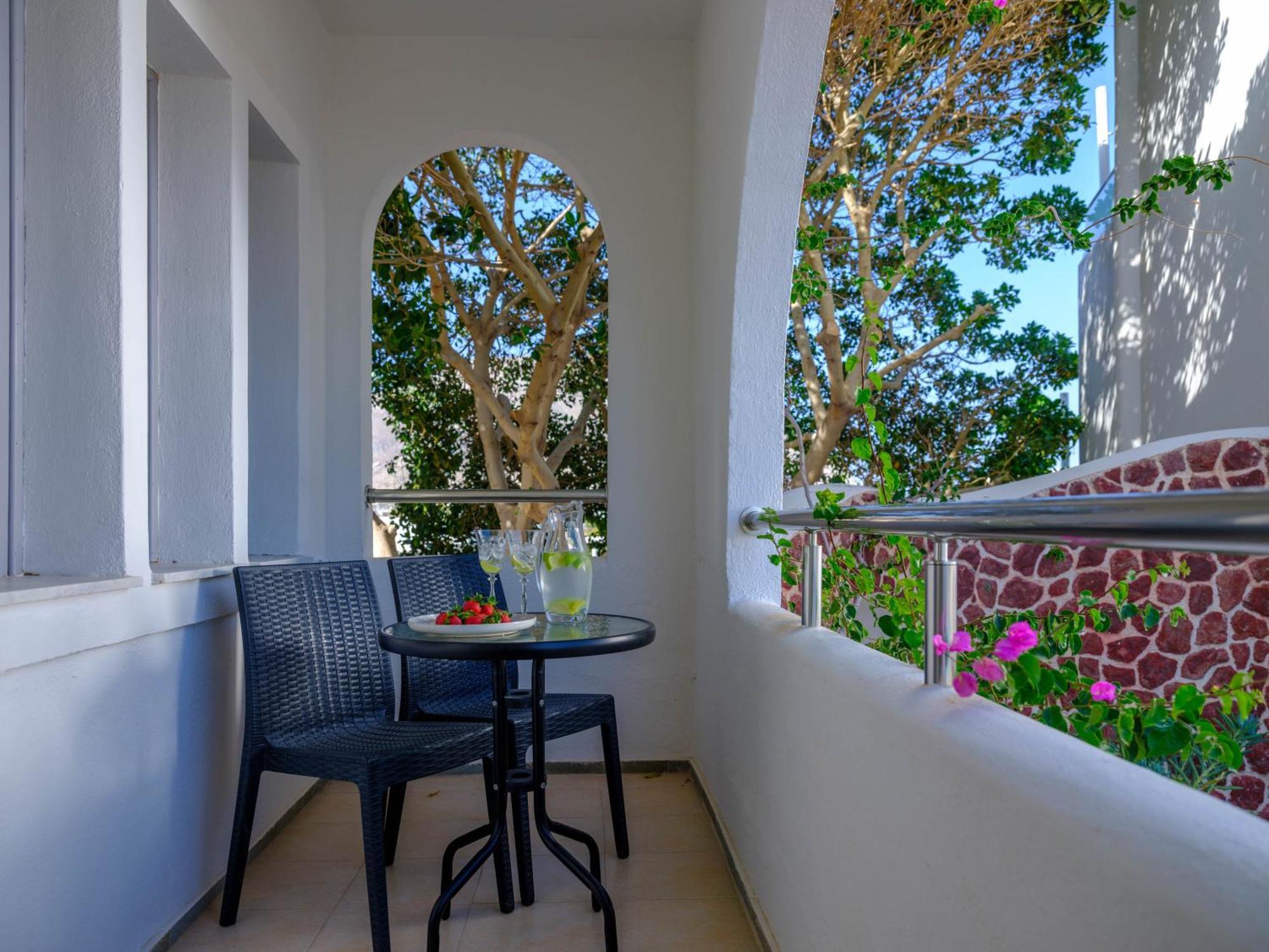Smaragdi Hotel Perivolos  Esterno foto