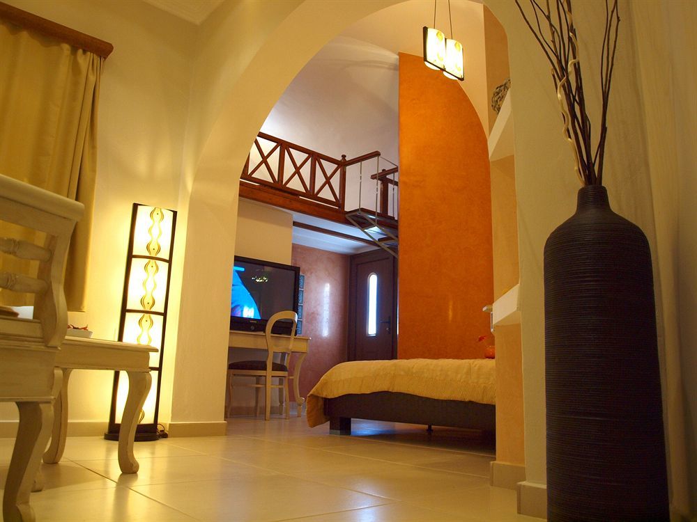 Smaragdi Hotel Perivolos  Esterno foto