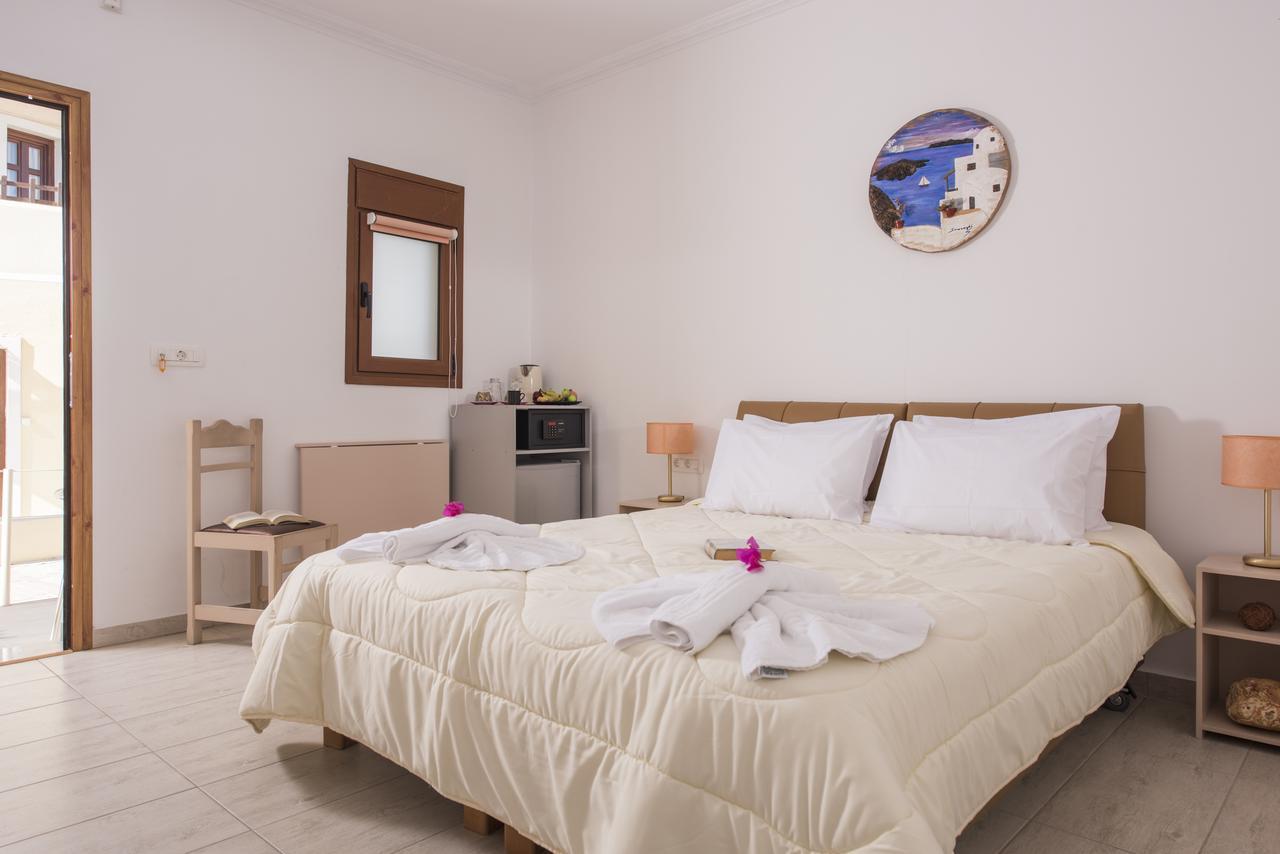 Smaragdi Hotel Perivolos  Esterno foto