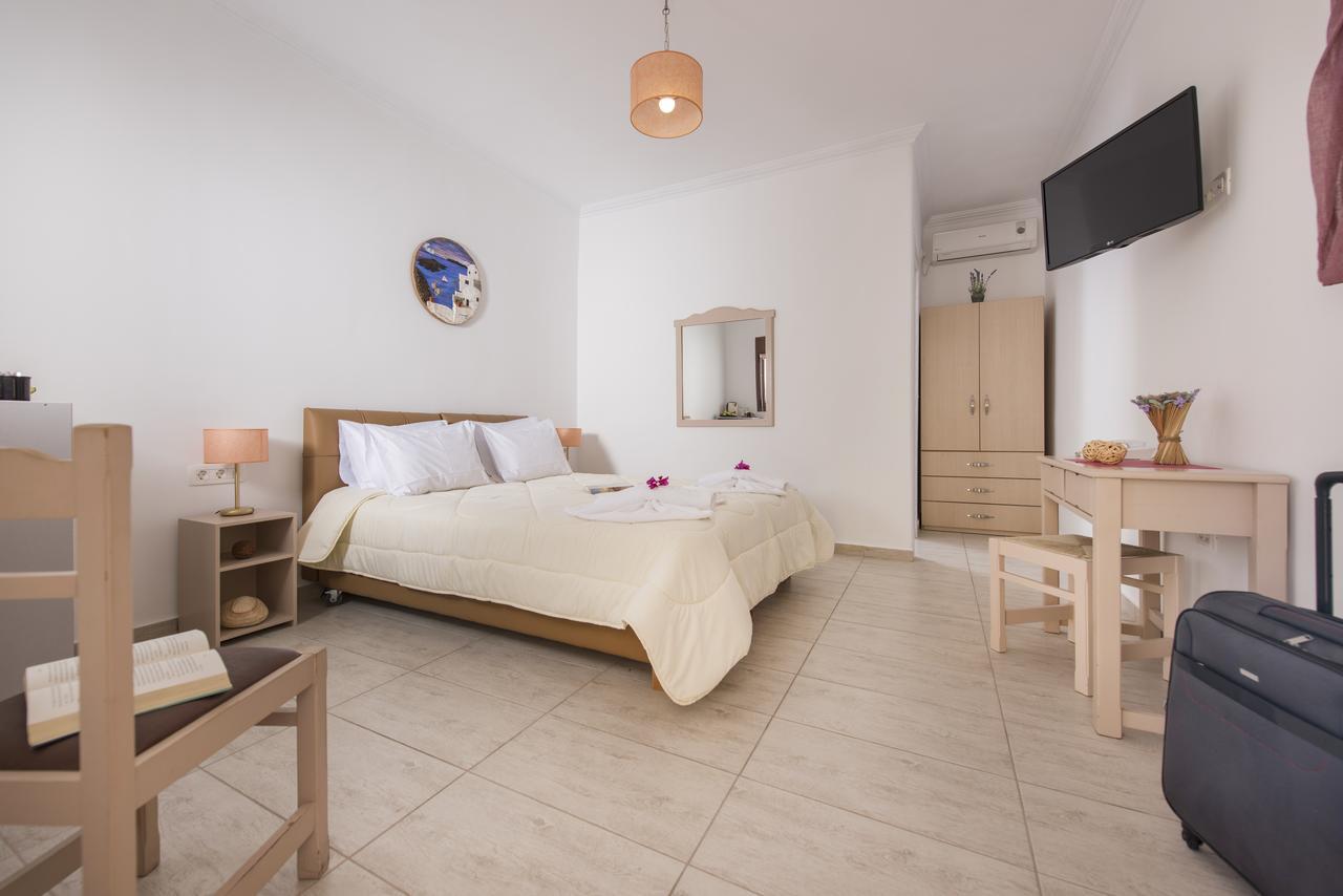 Smaragdi Hotel Perivolos  Esterno foto