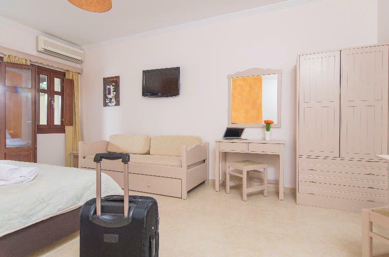 Smaragdi Hotel Perivolos  Esterno foto