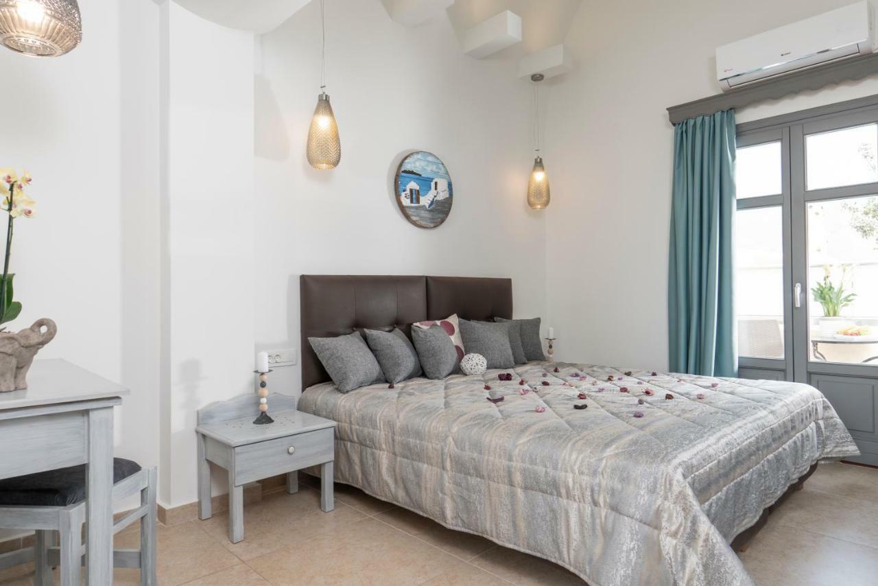 Smaragdi Hotel Perivolos  Esterno foto